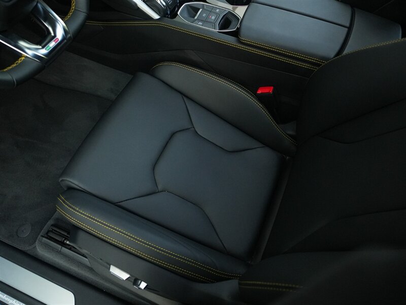 2022 Lamborghini Urus - Photo 24 - Bonita Springs, FL 34134