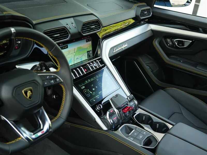2022 Lamborghini Urus - Photo 14 - Bonita Springs, FL 34134
