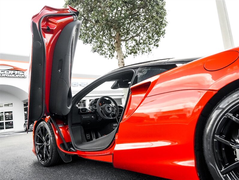2023 McLaren Artura - Photo 23 - Bonita Springs, FL 34134