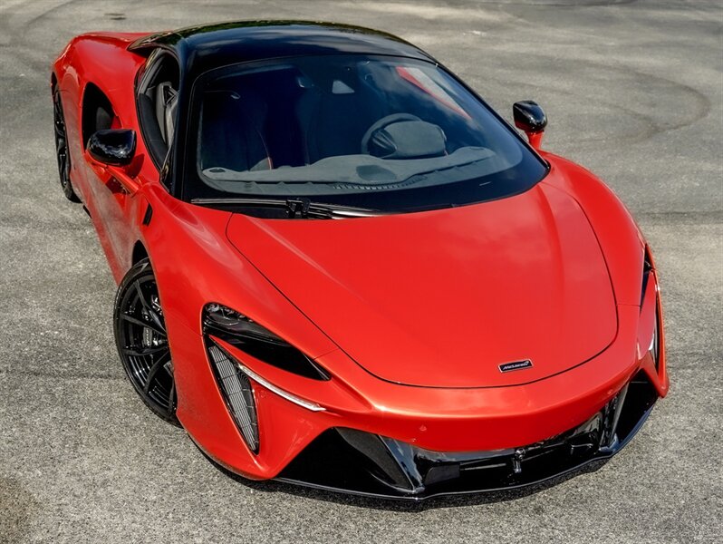 2023 McLaren Artura - Photo 59 - Bonita Springs, FL 34134