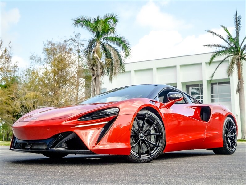 2023 McLaren Artura - Photo 13 - Bonita Springs, FL 34134