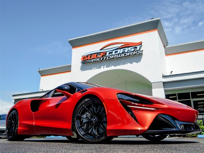 2023 McLaren Artura - Photo 71 - Bonita Springs, FL 34134