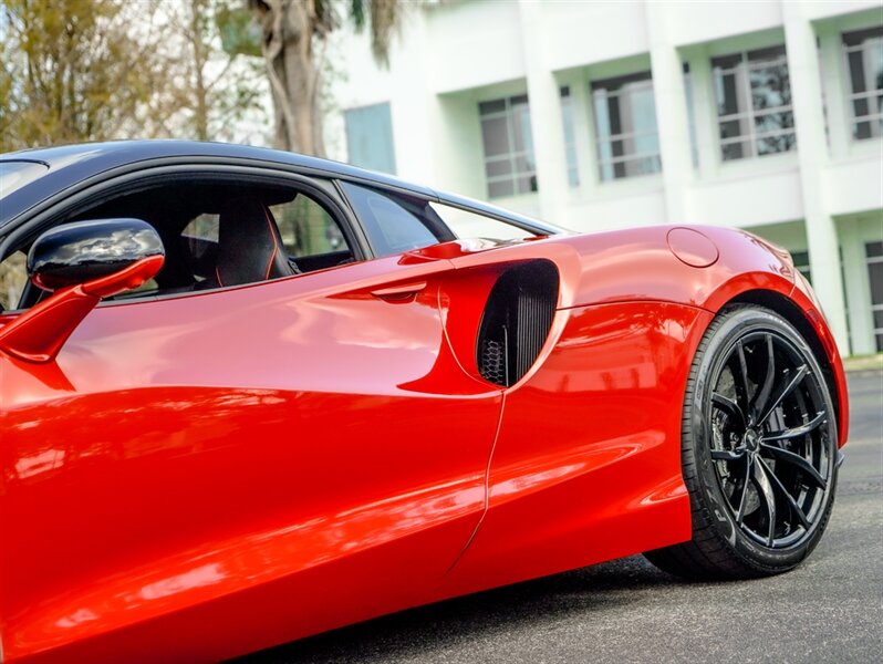 2023 McLaren Artura - Photo 38 - Bonita Springs, FL 34134