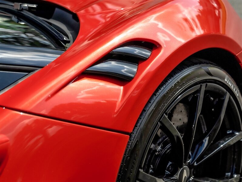 2023 McLaren Artura - Photo 69 - Bonita Springs, FL 34134