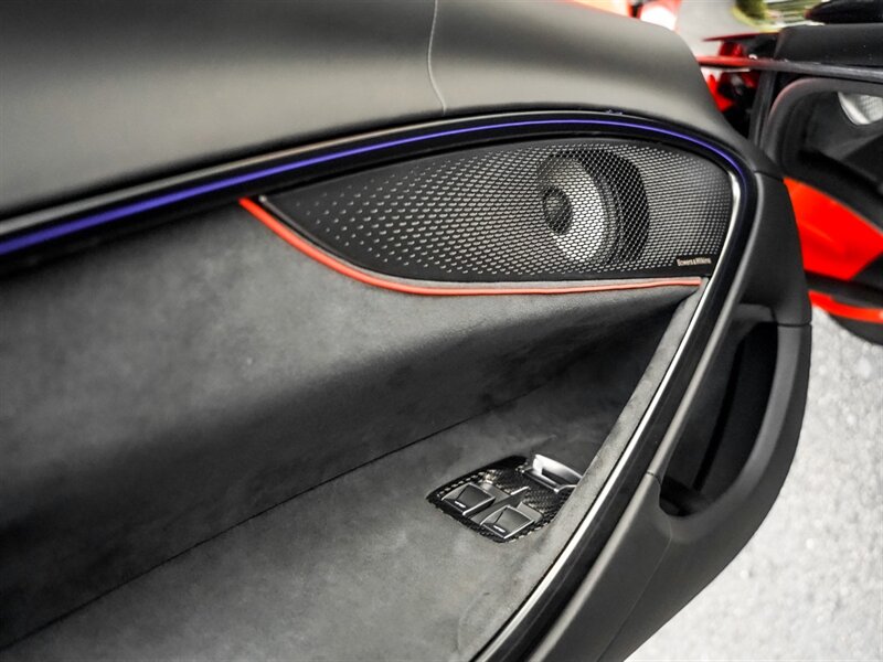 2023 McLaren Artura - Photo 24 - Bonita Springs, FL 34134