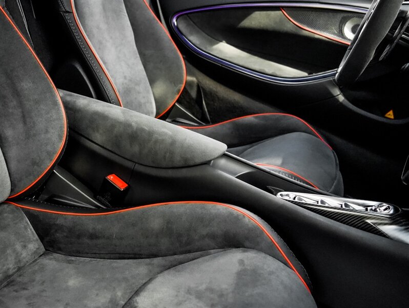 2023 McLaren Artura - Photo 29 - Bonita Springs, FL 34134