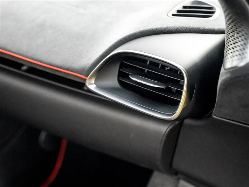 2023 McLaren Artura - Photo 30 - Bonita Springs, FL 34134