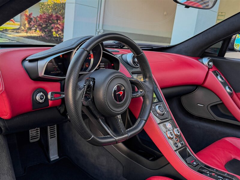 2016 McLaren 650S Spider   - Photo 15 - Bonita Springs, FL 34134