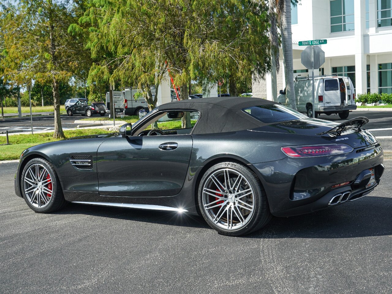 2020 Mercedes-Benz AMG GT C   - Photo 41 - Bonita Springs, FL 34134