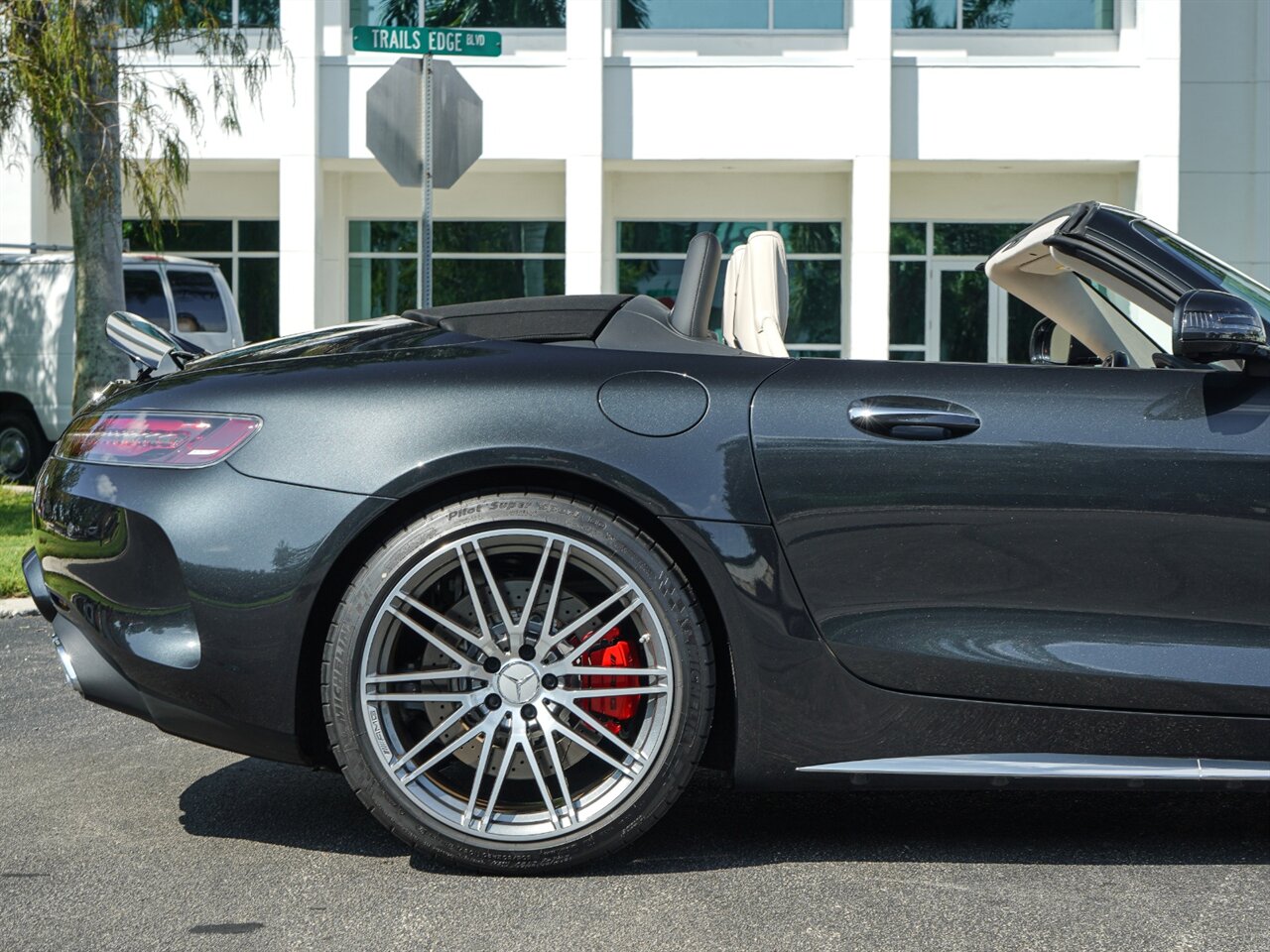 2020 Mercedes-Benz AMG GT C   - Photo 21 - Bonita Springs, FL 34134