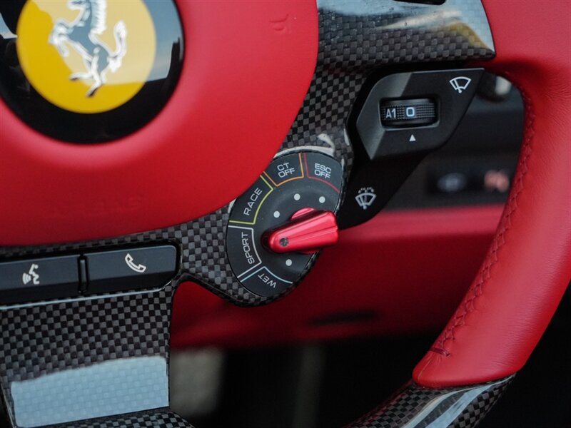 2022 Ferrari F8 Spider   - Photo 32 - Bonita Springs, FL 34134