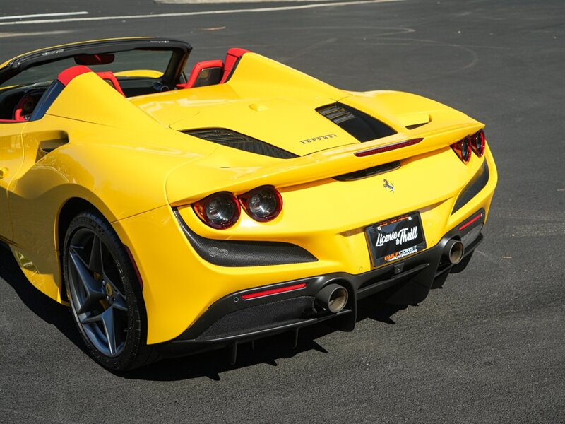 2022 Ferrari F8 Spider   - Photo 54 - Bonita Springs, FL 34134