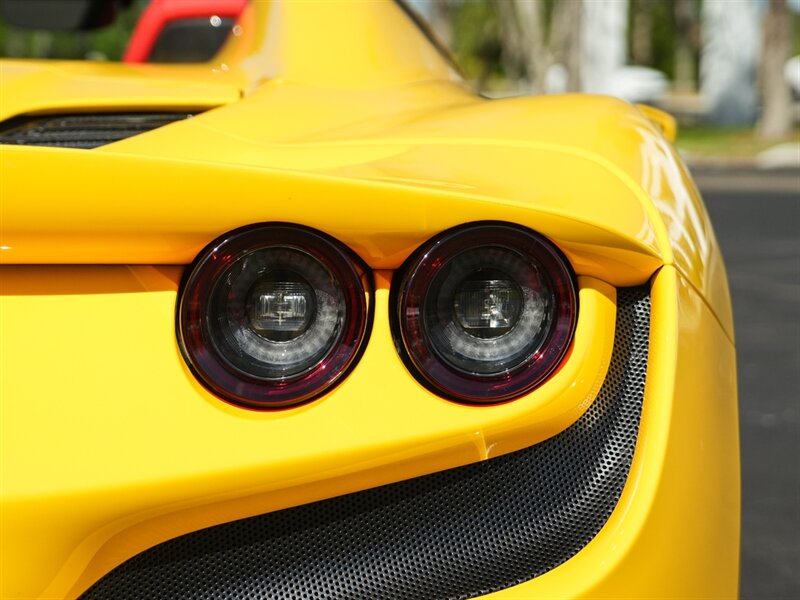 2022 Ferrari F8 Spider   - Photo 62 - Bonita Springs, FL 34134