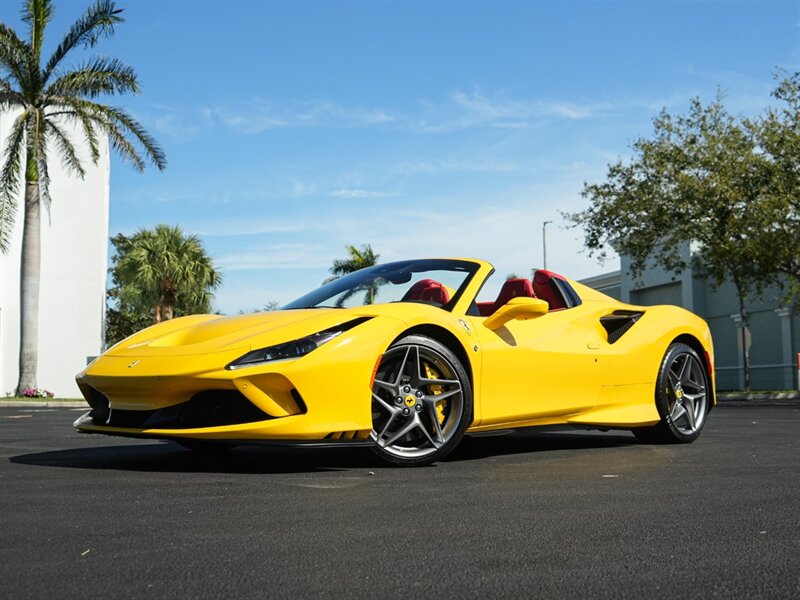 2022 Ferrari F8 Spider   - Photo 9 - Bonita Springs, FL 34134