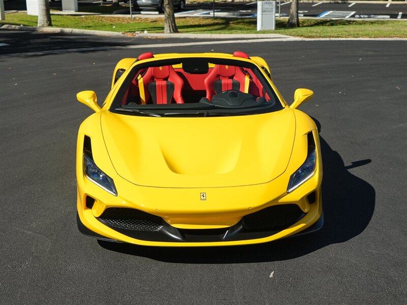 2022 Ferrari F8 Spider   - Photo 5 - Bonita Springs, FL 34134