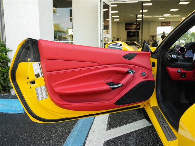 2022 Ferrari F8 Spider   - Photo 25 - Bonita Springs, FL 34134