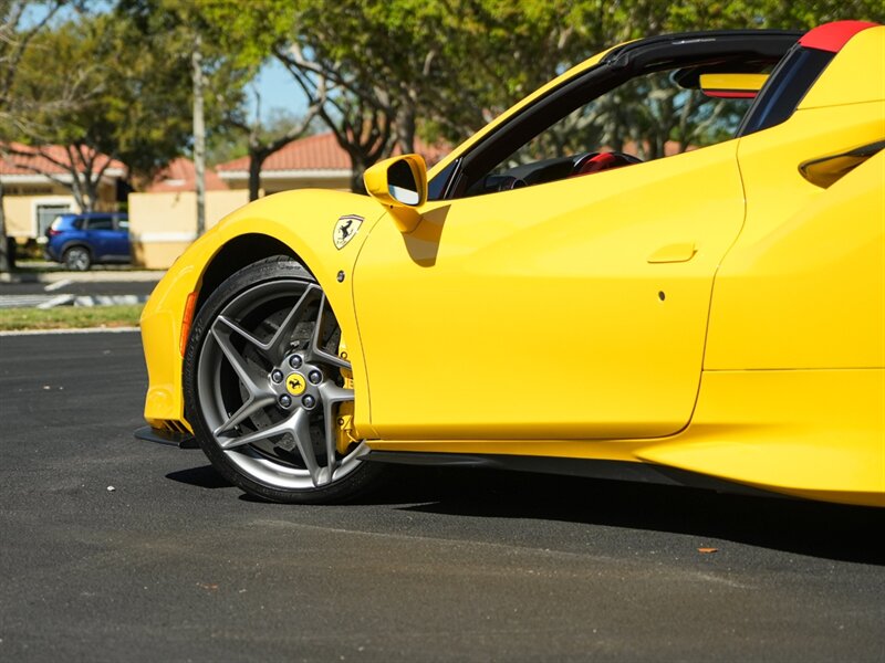 2022 Ferrari F8 Spider   - Photo 51 - Bonita Springs, FL 34134