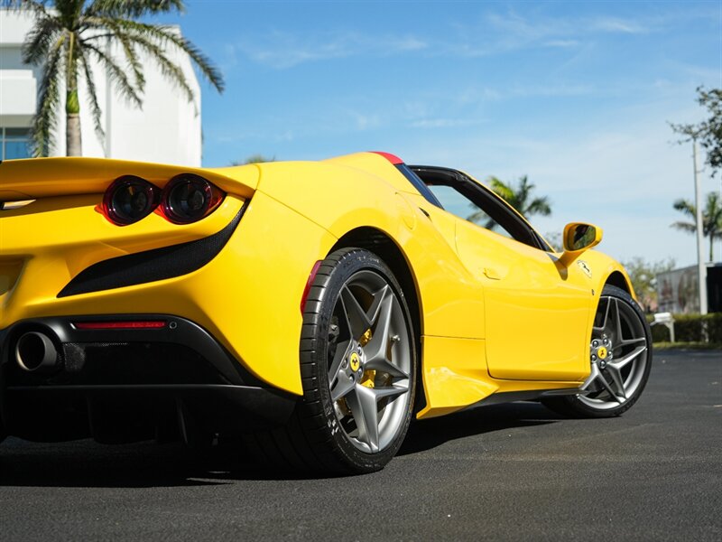 2022 Ferrari F8 Spider   - Photo 67 - Bonita Springs, FL 34134