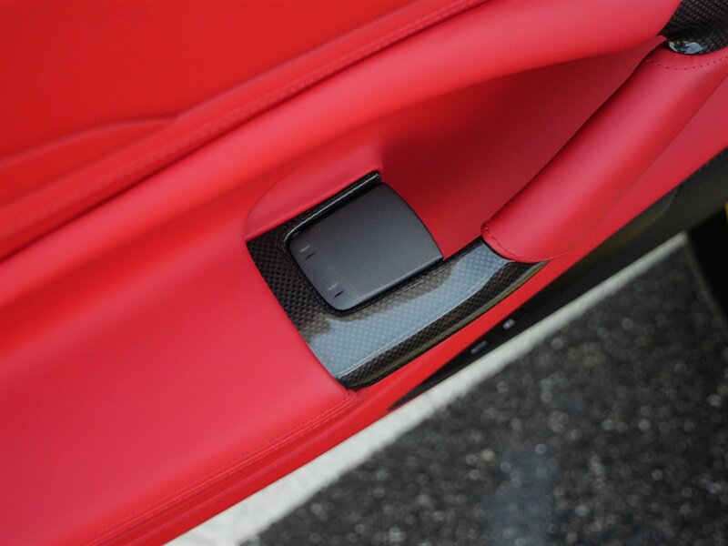 2022 Ferrari F8 Spider   - Photo 26 - Bonita Springs, FL 34134