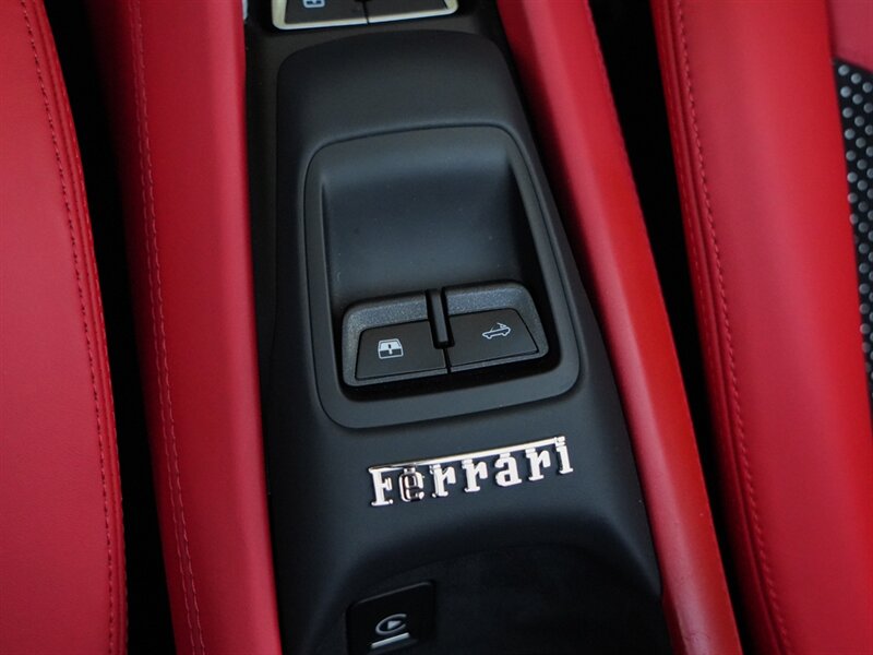 2022 Ferrari F8 Spider   - Photo 19 - Bonita Springs, FL 34134