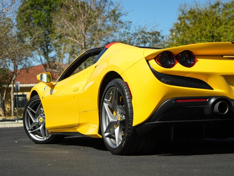 2022 Ferrari F8 Spider   - Photo 52 - Bonita Springs, FL 34134