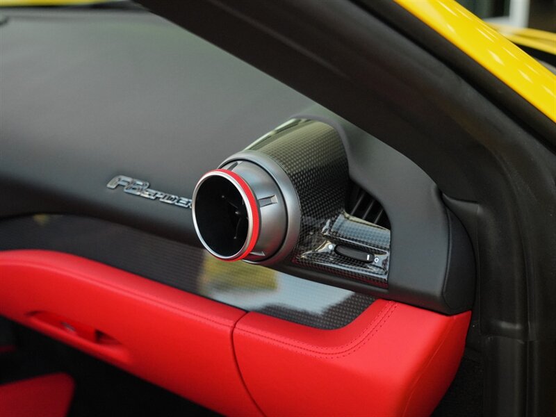 2022 Ferrari F8 Spider   - Photo 36 - Bonita Springs, FL 34134