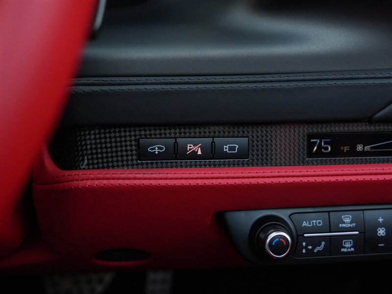 2022 Ferrari F8 Spider   - Photo 16 - Bonita Springs, FL 34134