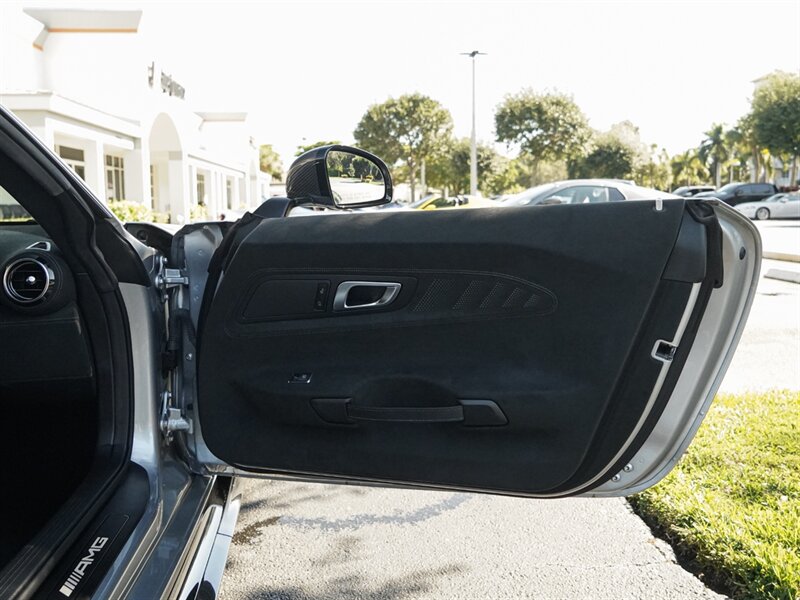 2021 Mercedes-Benz AMG GT Black Series - Photo 40 - Bonita Springs, FL 34134