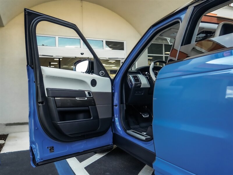 2022 Land Rover Range Rover Sport SVR - Photo 25 - Bonita Springs, FL 34134