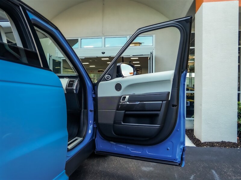 2022 Land Rover Range Rover Sport SVR - Photo 27 - Bonita Springs, FL 34134