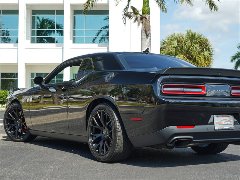 2016 Dodge Challenger SRT Hellcat   - Photo 41 - Bonita Springs, FL 34134