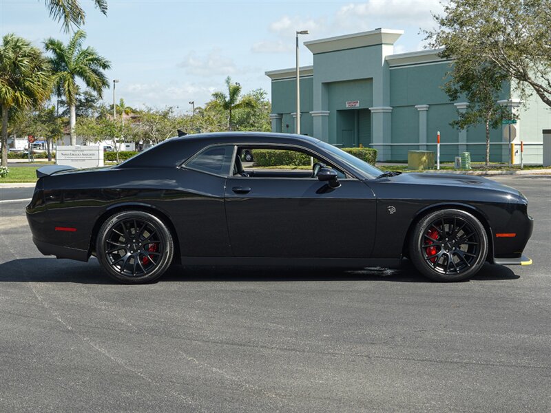 2016 Dodge Challenger SRT Hellcat   - Photo 12 - Bonita Springs, FL 34134