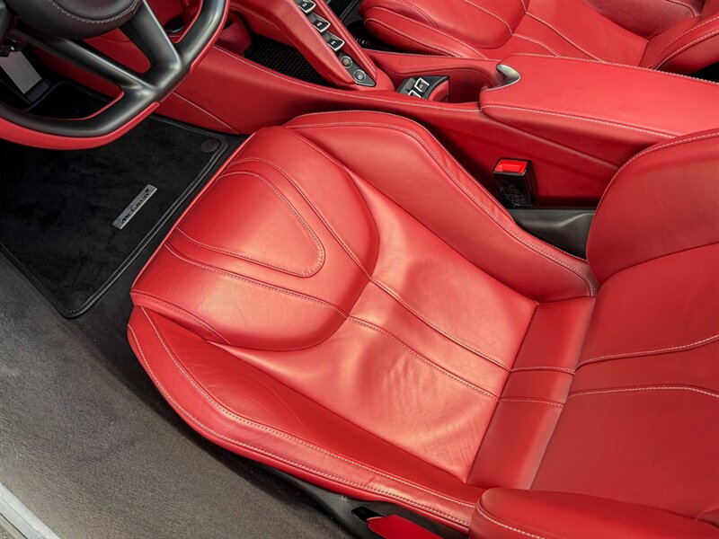 2024 McLaren 750S Spider   - Photo 28 - Bonita Springs, FL 34134