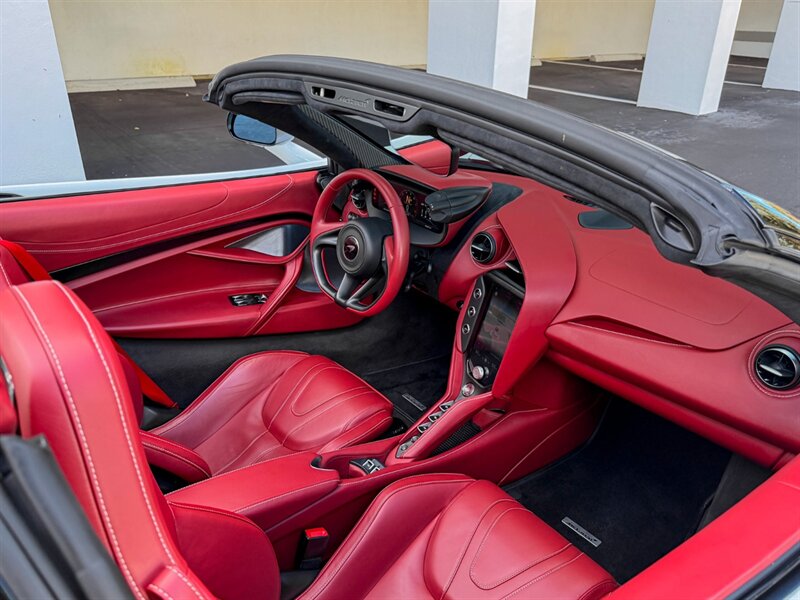 2024 McLaren 750S Spider   - Photo 32 - Bonita Springs, FL 34134