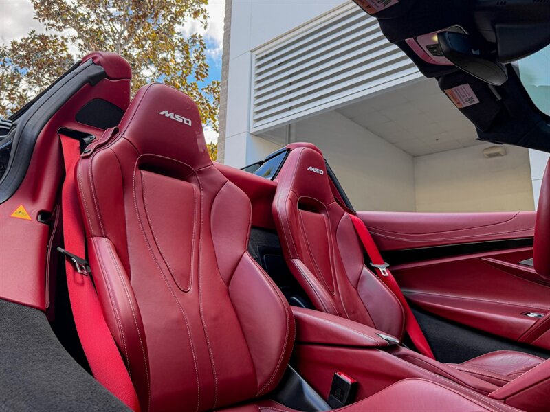 2024 McLaren 750S Spider   - Photo 37 - Bonita Springs, FL 34134