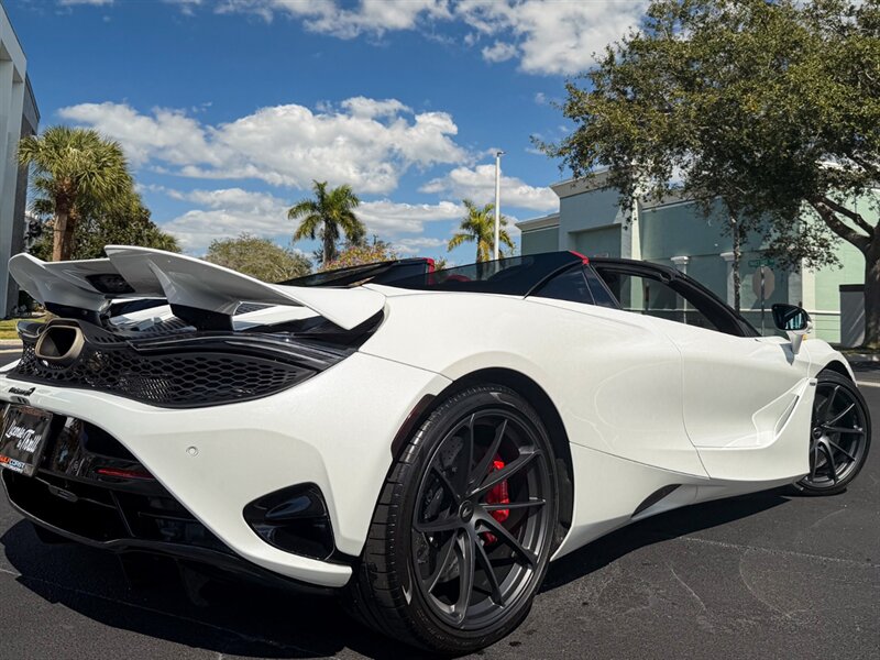2024 McLaren 750S Spider   - Photo 61 - Bonita Springs, FL 34134