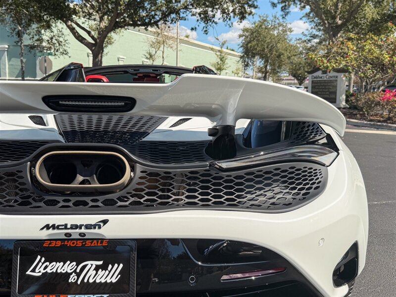2024 McLaren 750S Spider   - Photo 57 - Bonita Springs, FL 34134