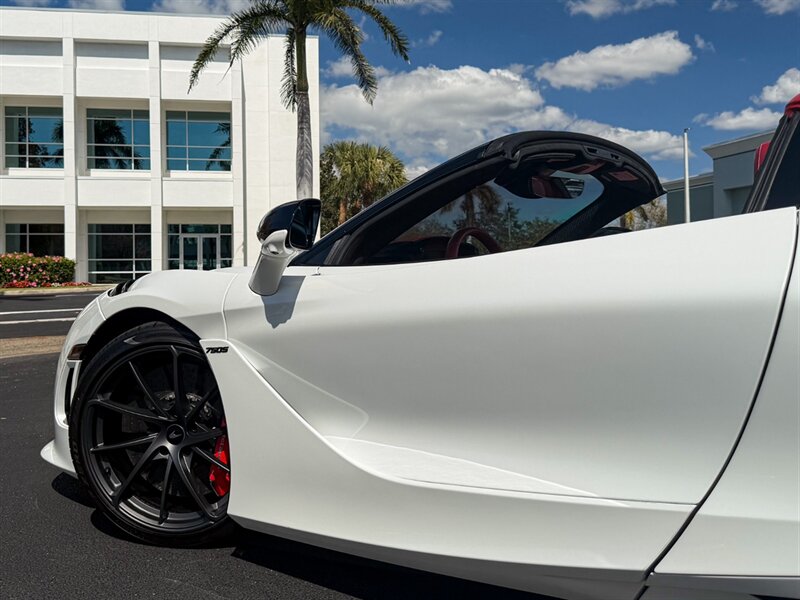 2024 McLaren 750S Spider   - Photo 49 - Bonita Springs, FL 34134