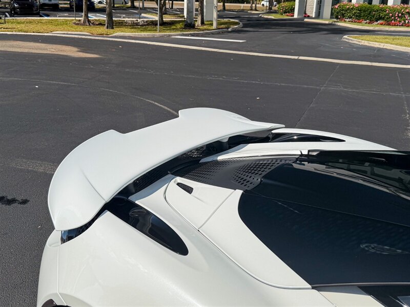 2024 McLaren 750S Spider   - Photo 56 - Bonita Springs, FL 34134