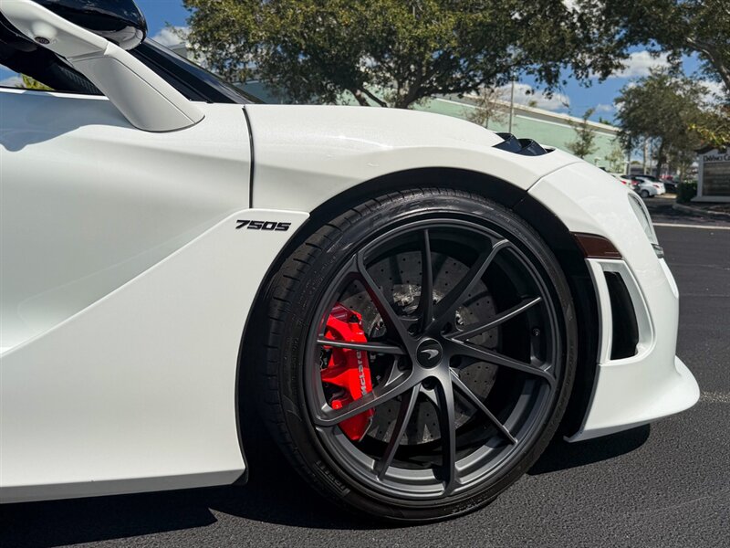 2024 McLaren 750S Spider   - Photo 66 - Bonita Springs, FL 34134