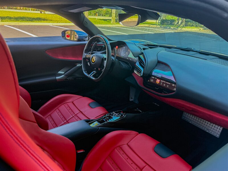 2023 Ferrari SF90 Stradale   - Photo 25 - Bonita Springs, FL 34134