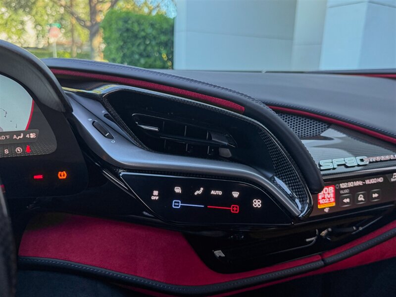 2023 Ferrari SF90 Stradale   - Photo 14 - Bonita Springs, FL 34134
