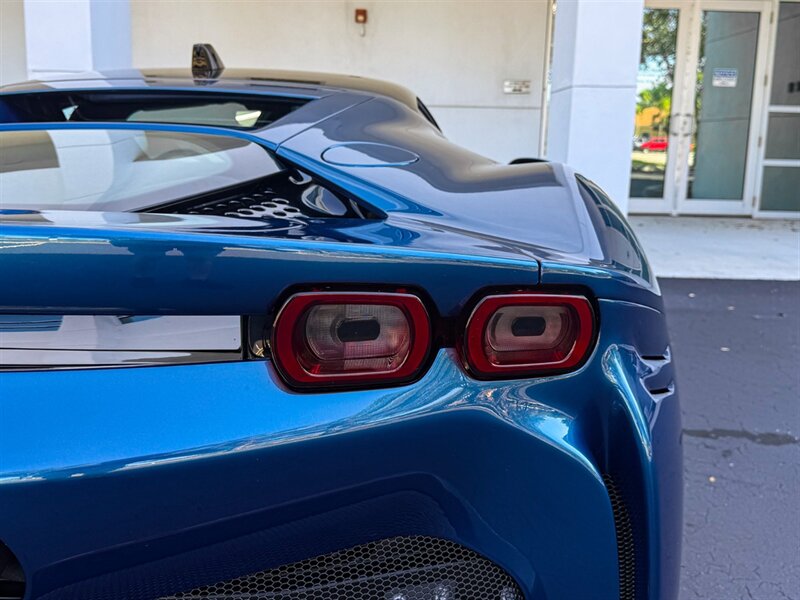 2023 Ferrari SF90 Stradale   - Photo 54 - Bonita Springs, FL 34134