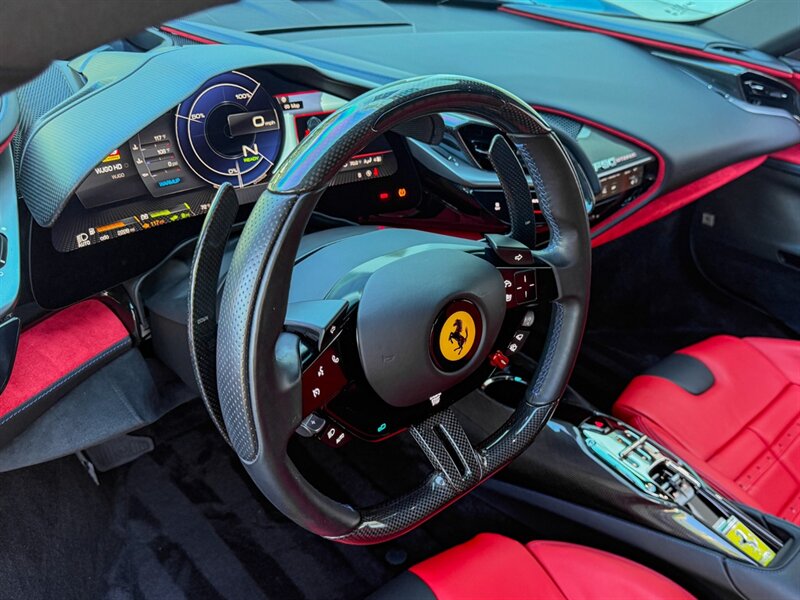2023 Ferrari SF90 Stradale   - Photo 26 - Bonita Springs, FL 34134