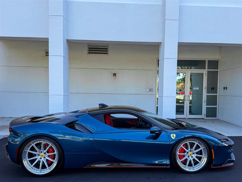 2023 Ferrari SF90 Stradale   - Photo 61 - Bonita Springs, FL 34134