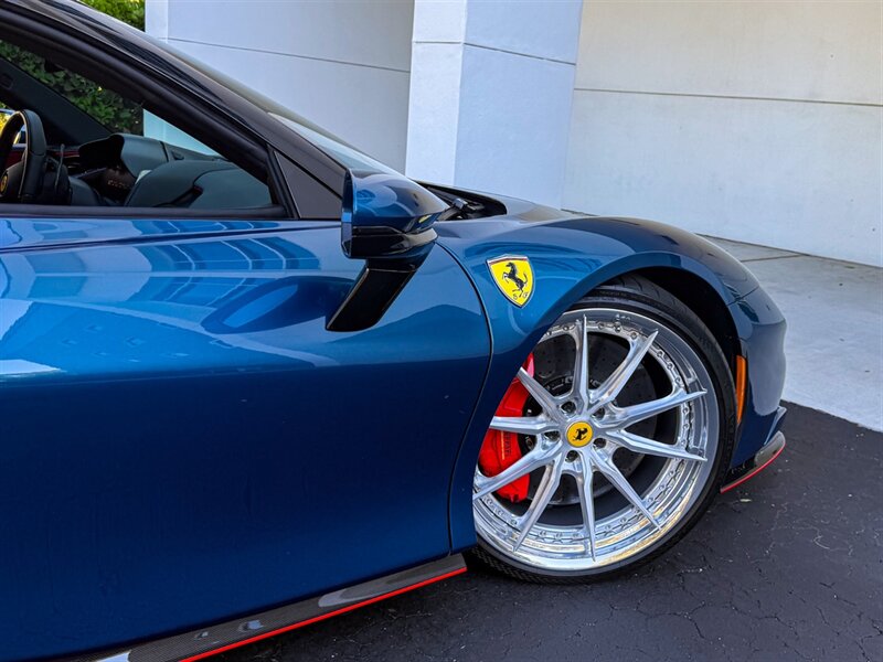 2023 Ferrari SF90 Stradale   - Photo 59 - Bonita Springs, FL 34134