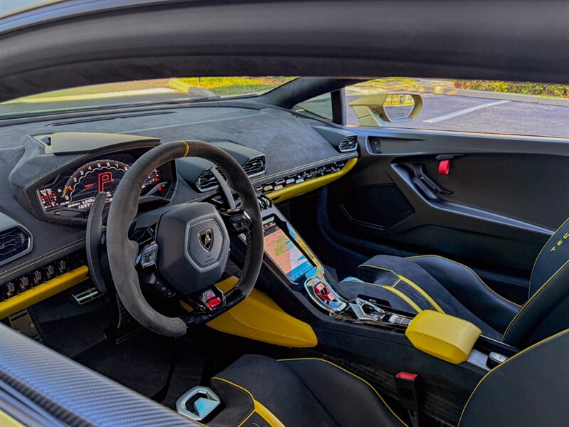 2023 Lamborghini Huracan Tecnica - Photo 2 - Bonita Springs, FL 34134
