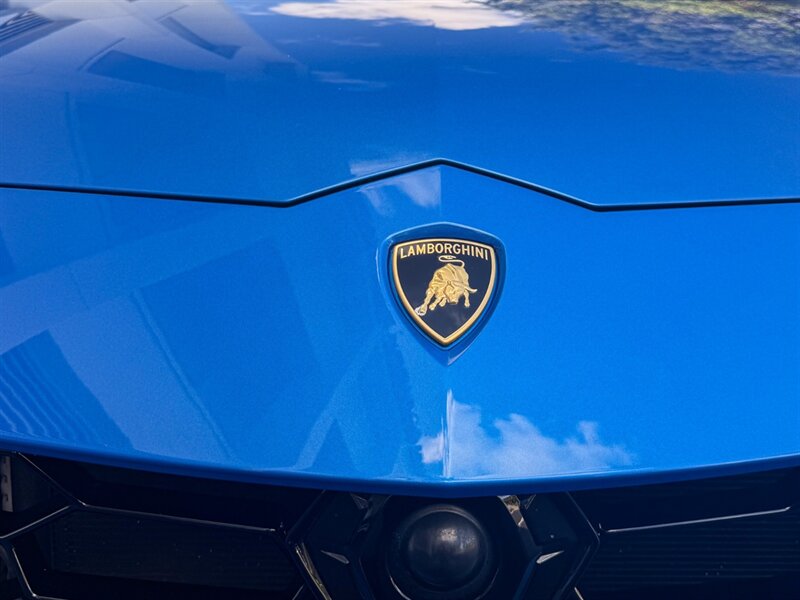 2021 Lamborghini Urus   - Photo 3 - Bonita Springs, FL 34134