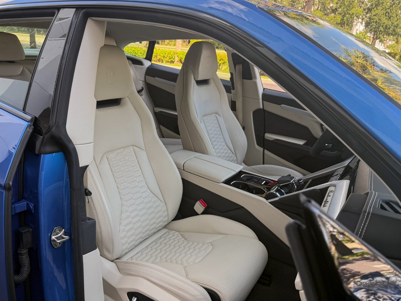 2021 Lamborghini Urus   - Photo 38 - Bonita Springs, FL 34134