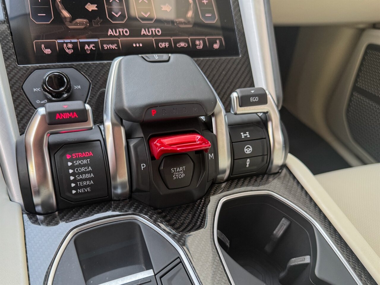 2021 Lamborghini Urus   - Photo 19 - Bonita Springs, FL 34134